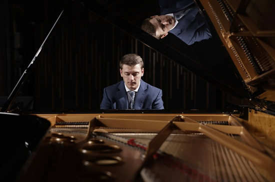 Tanner Jorden, piano