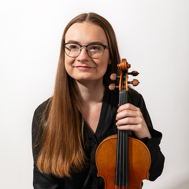 Rosie Weiss, violin