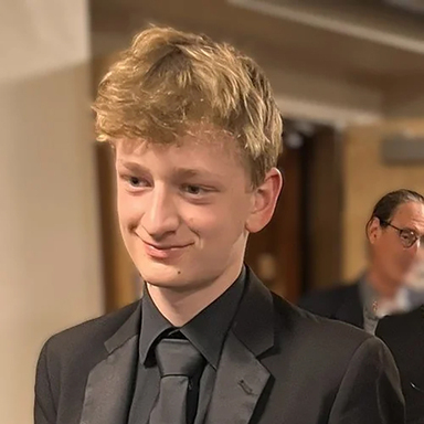Luke Minton, violin